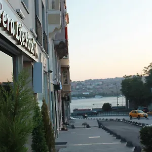 pera-life-hotel.istanbul-turkeyhotels.com/
